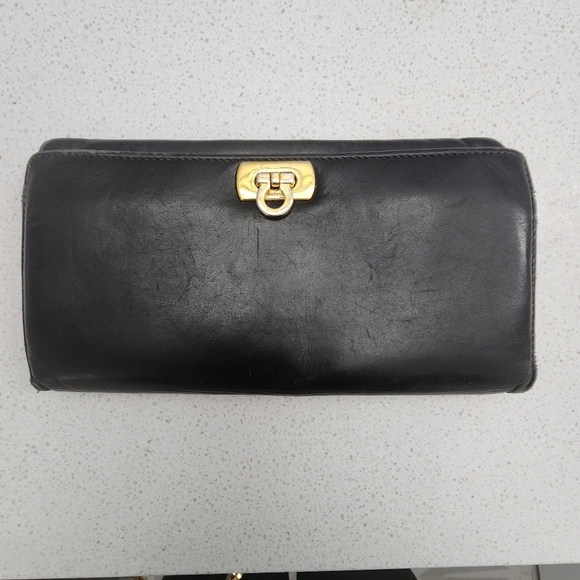 Salvatore Ferragamo Handbags - SALVATORE FERRAGAMO Wallet. Made In Italy.